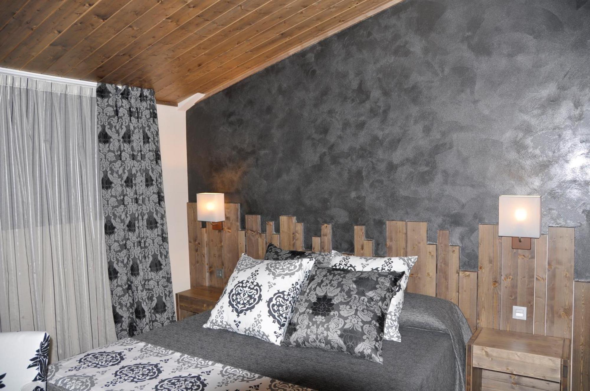 Santa Barbara Otel Sant Corneli Dış mekan fotoğraf